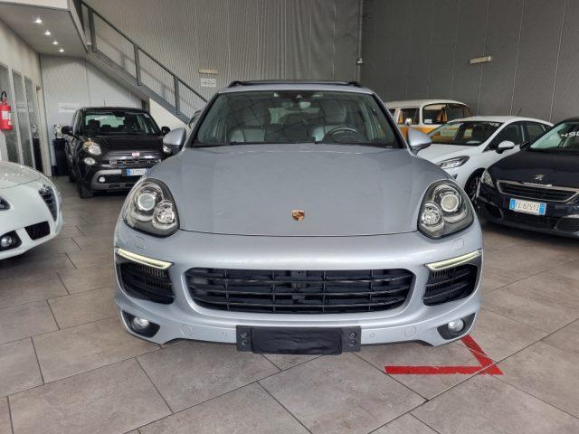 PORSCHE Cayenne 3.0 Diesel Platinum Edition
