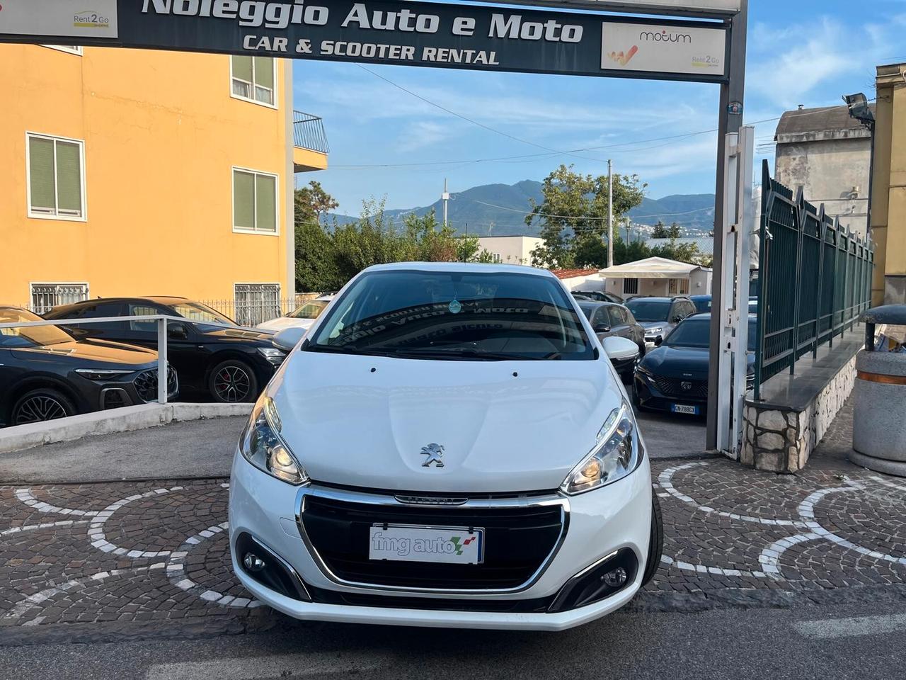 Peugeot 208 BlueHDi 75 5 porte Allure