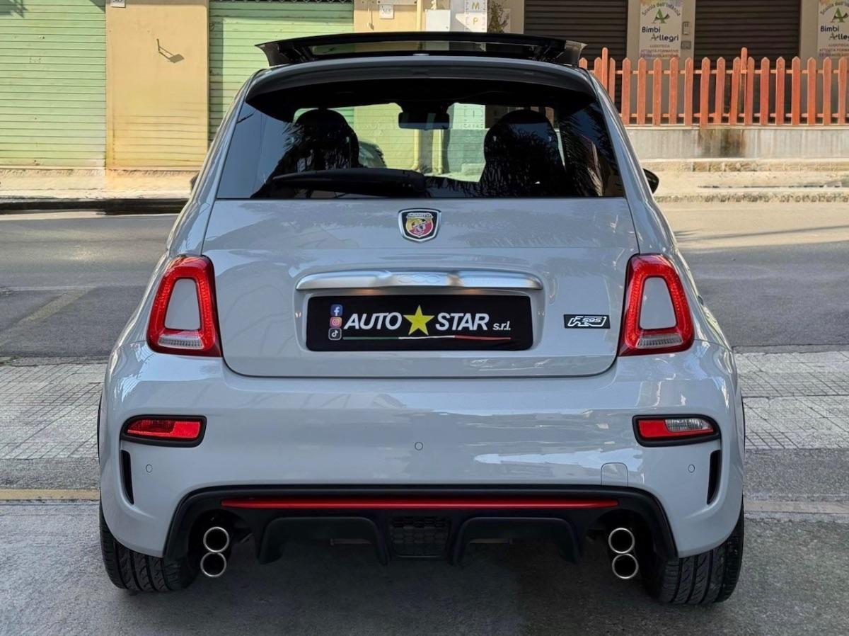 Abarth F595 1.4 Turbo T-Jet 165 CV