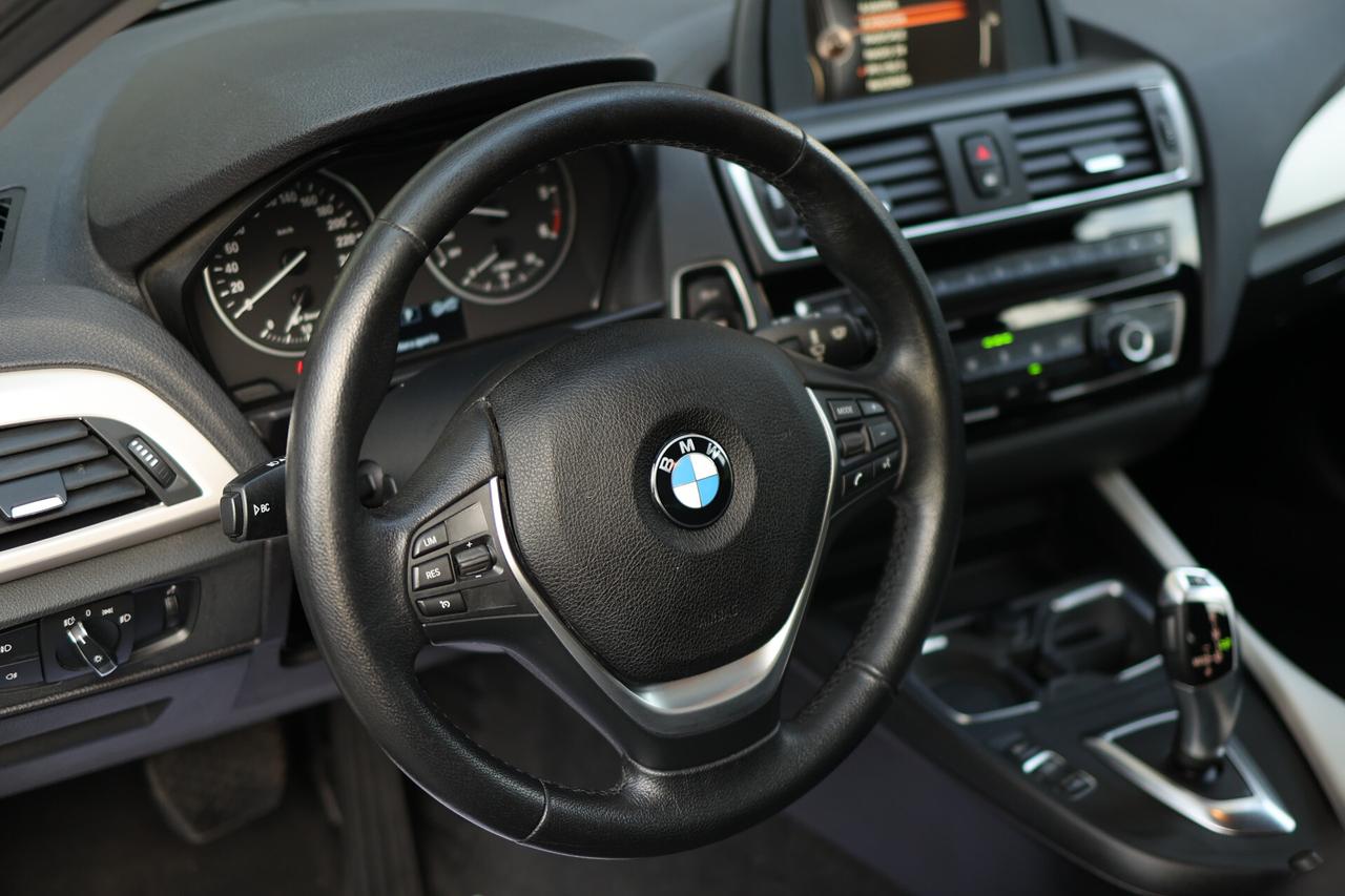 Bmw 118 118d 5p. Advantage