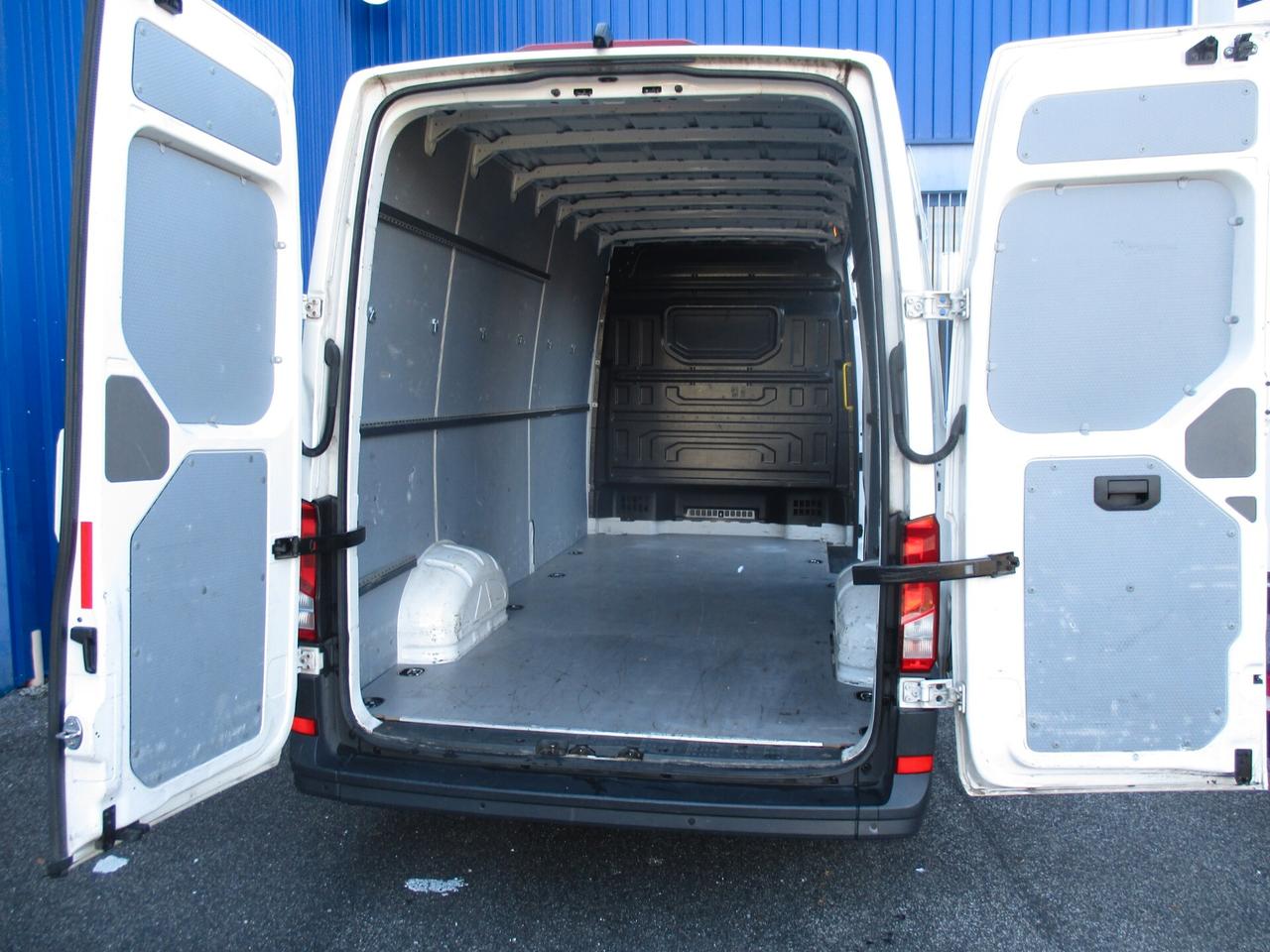 VOLKSWAGEN CRAFTER PASSO LUNGO TETTO ALTO PORTATA 1306 KG