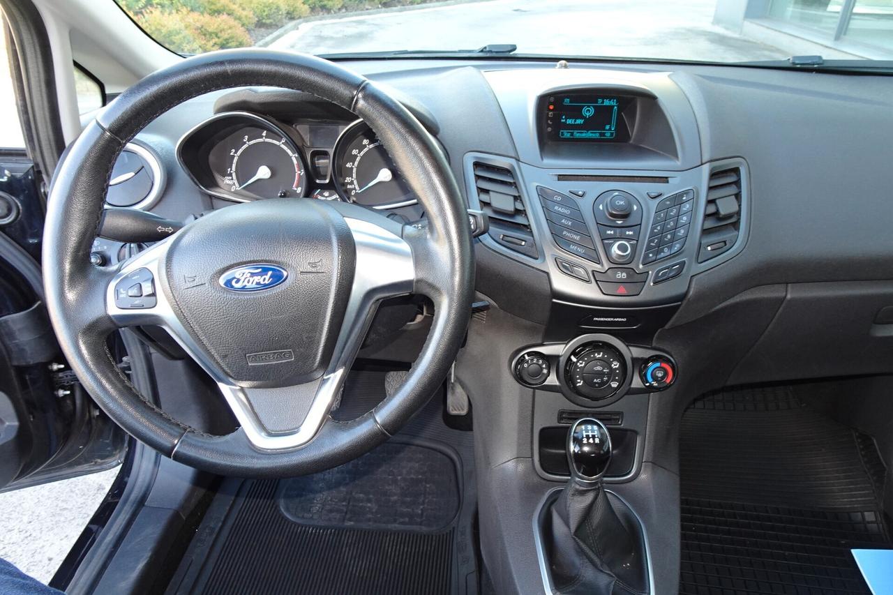 Ford Fiesta 1.4 5 porte Bz.- GPL-