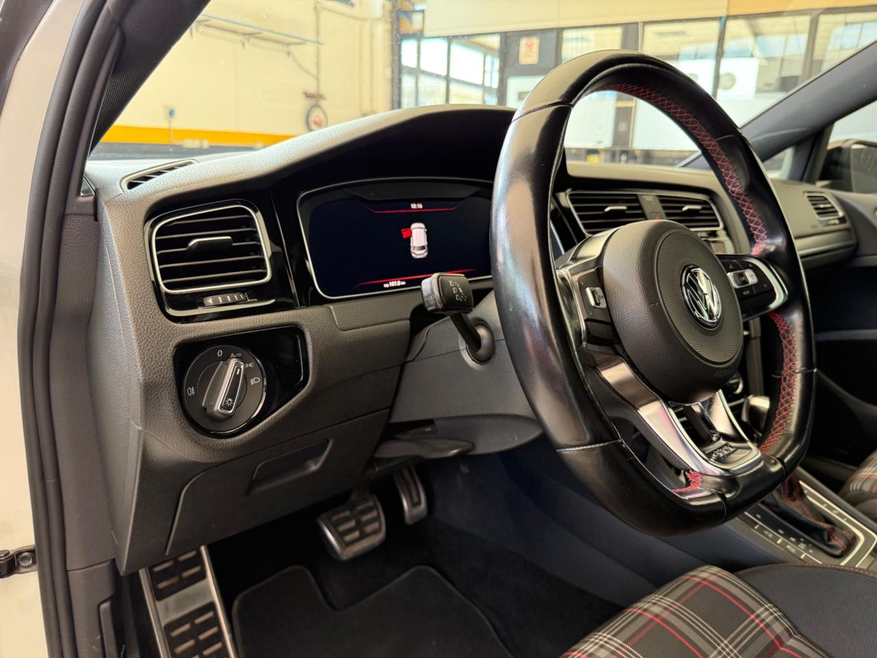 Volkswagen Golf GTI Golf GTI Performance 2.0 245 CV TSI DSG 5p. BMT