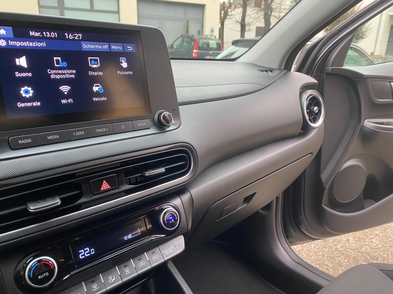 Hyundai Kona 1.0 T-GDI Hybrid 48V iMT XLine NEOPATENTATI!!!