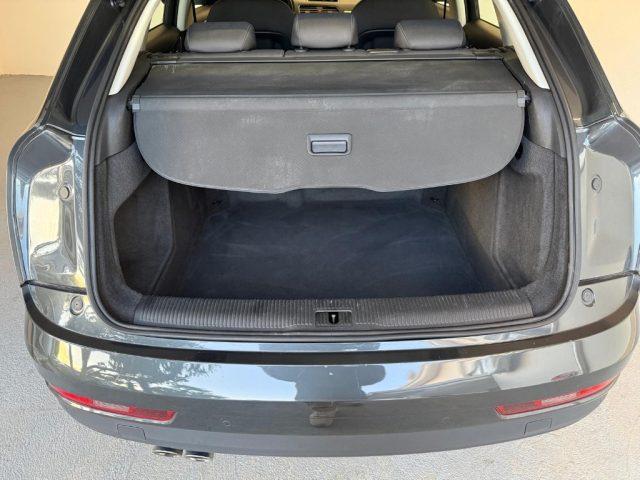 AUDI Q3 2.0 TDI 120 CV Business