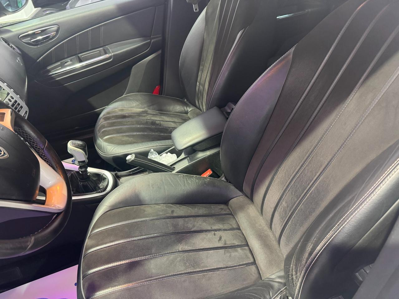 Lancia Delta 1.6 MJT DPF Platino