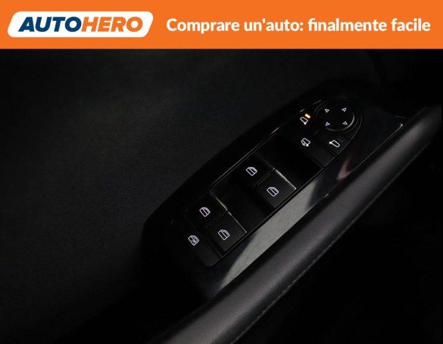 MAZDA 3 2.0L Skyactiv-G M-Hybrid Exceed