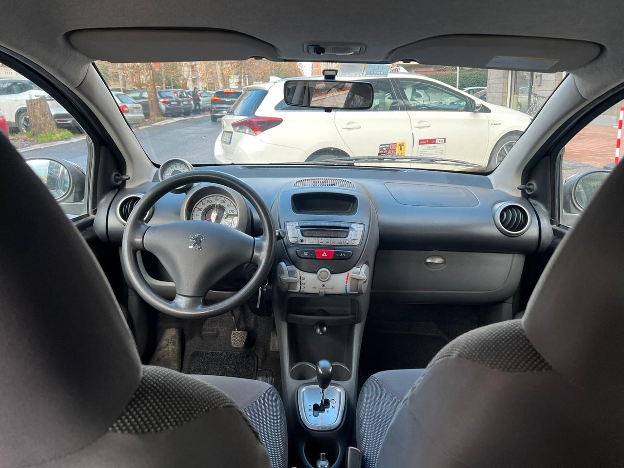 Peugeot 107 1.0 68CV 5p. Sweet Years 2Tronic