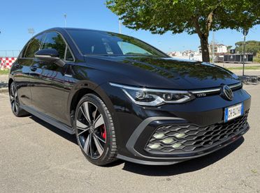 Volkswagen Golf GTD 2.0 Tdi 200CV DSG FARI IQ