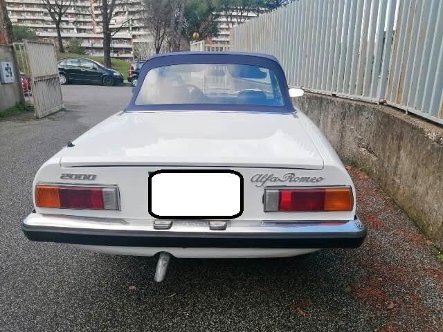 Alfa Romeo Spider 2.0 Veloce