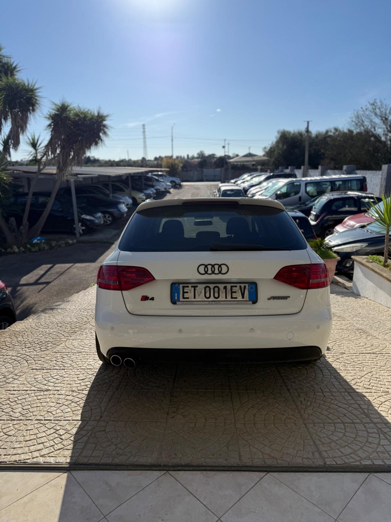 Audi A4 2.0 TDI 143CV Advanced Manuale