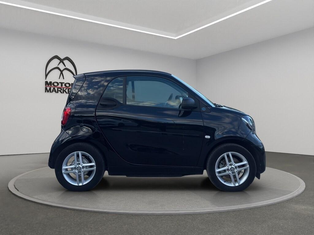 Smart fortwo EQ Pure