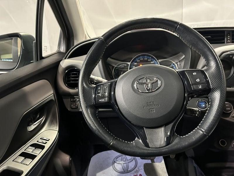 Toyota Yaris 1.5 Hybrid 5 porte Style X NEOPATENTATI ARE C FREE