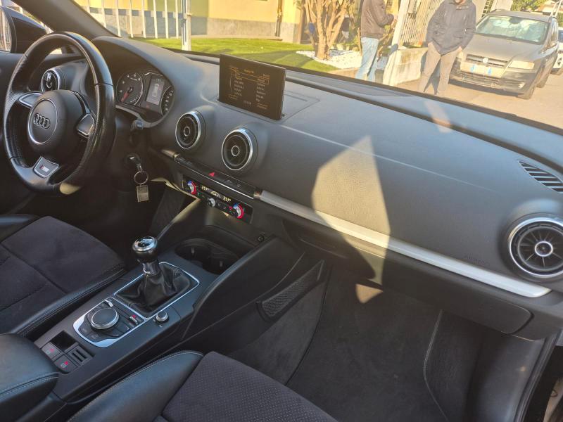 Audi A3 Sportback 1.4 tfsi S-LINE