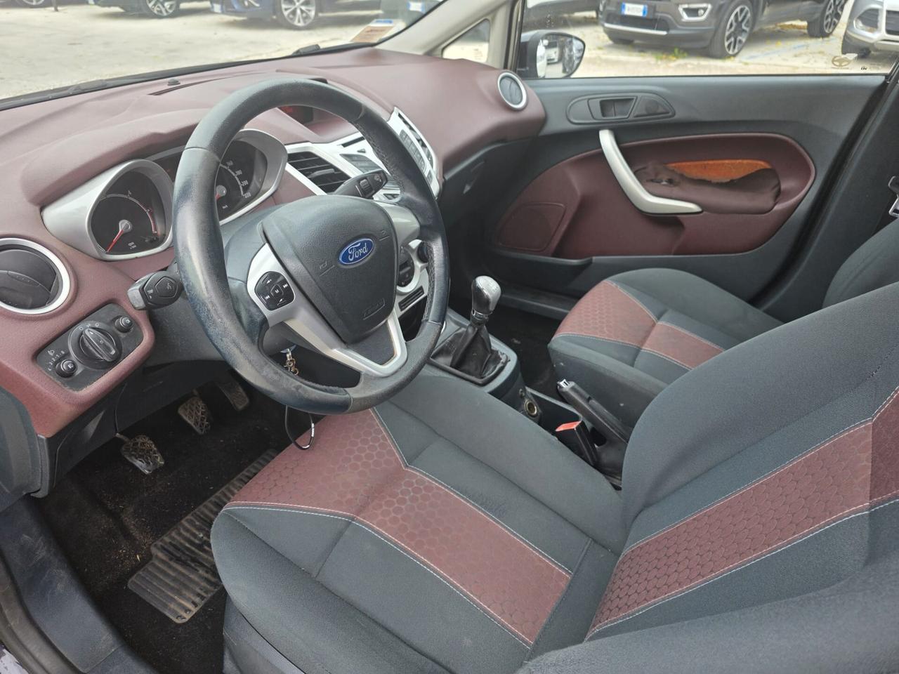 Ford Fiesta 1.4 TDCi 5p Titanium