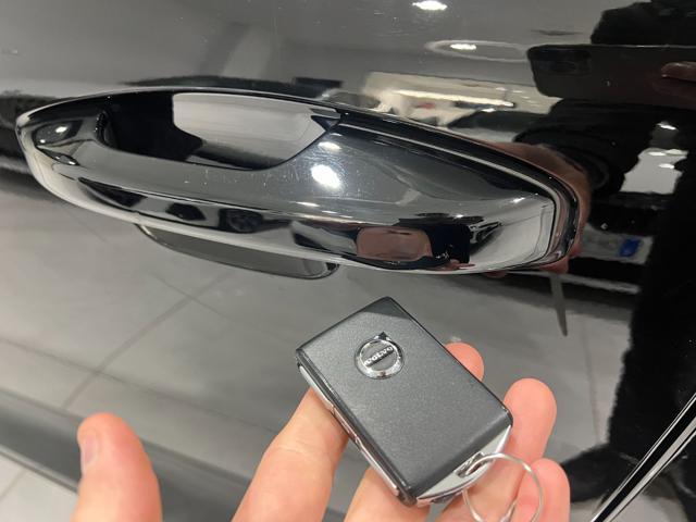 VOLVO XC40 B3 automatico Core PREZZO REALE