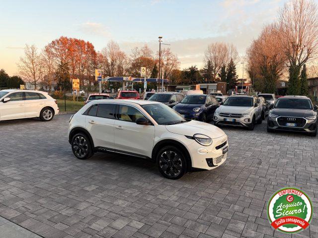 FIAT 600 Hybrid DCT MHEV La Prima ANCHE NEOPATENTATI