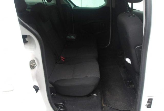 PEUGEOT Partner Tepee BlueHDi 100 4x4 Active Traction Control Mini