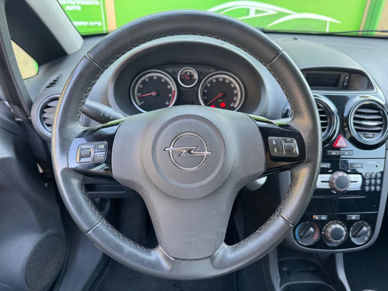 Opel Corsa 1.2 5 porte 85CV NEOPATENTATI