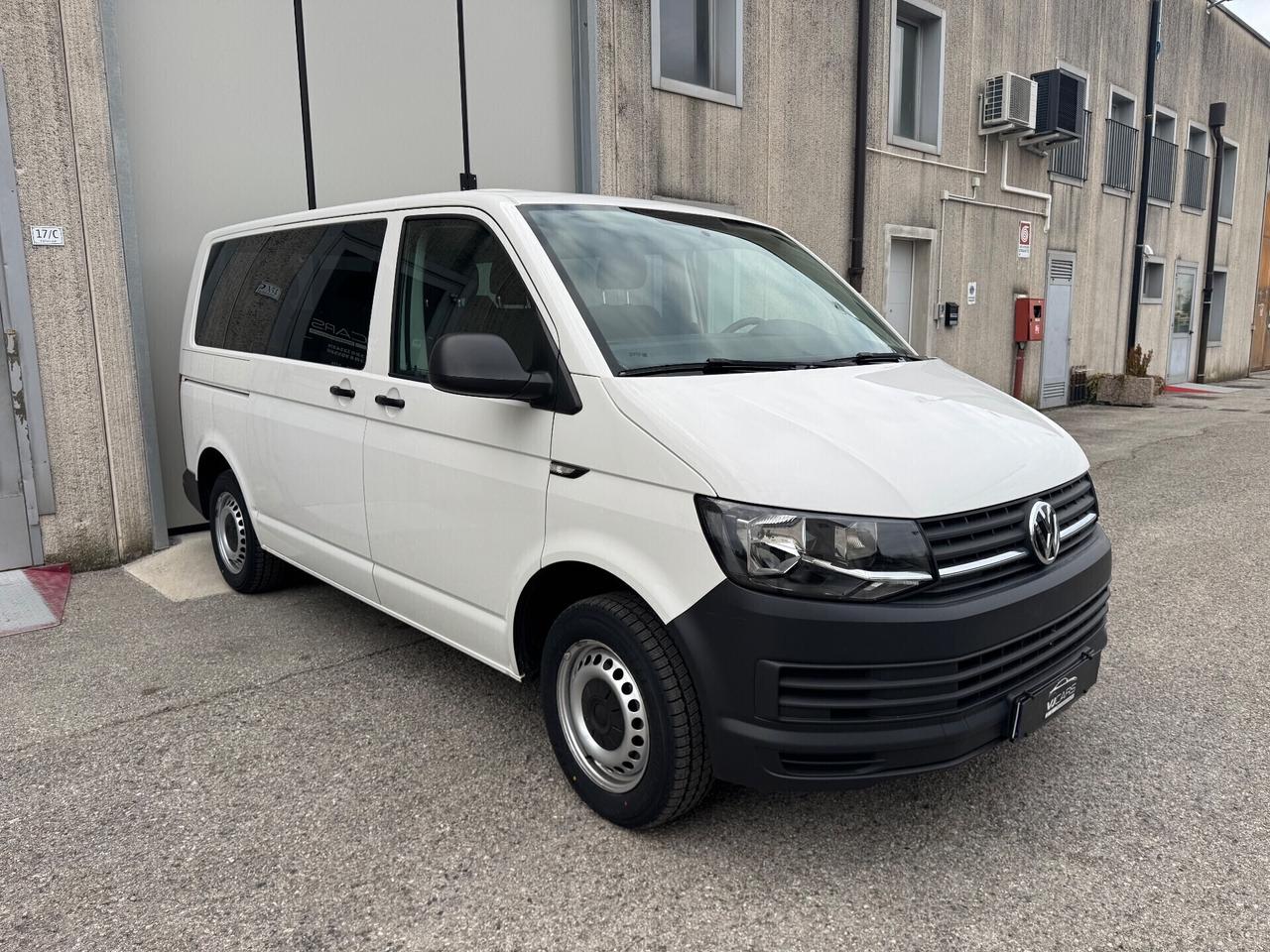 Volkswagen Transporter 2.0 TDI 9 posti