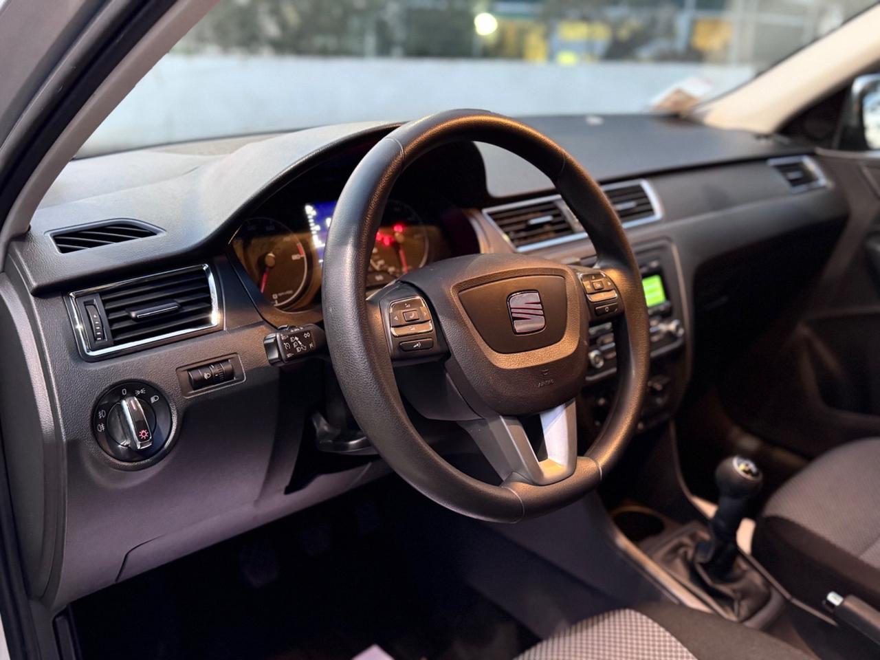 Seat Toledo 1.2 TSI 86cv 22.000km - 2014