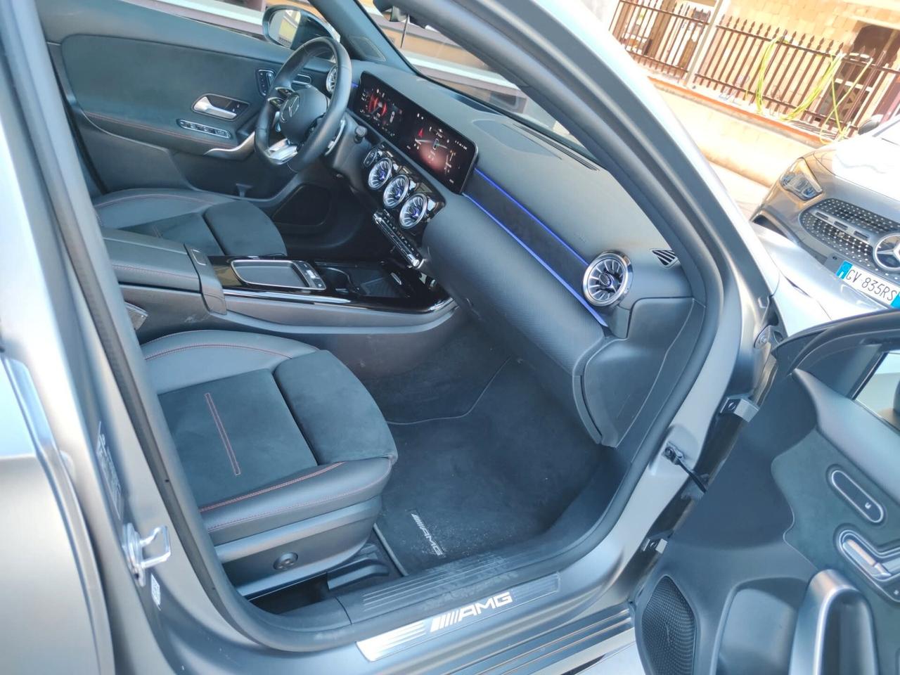 Mercedes-benz A 35 AMG MERCEDEA A35 306CV