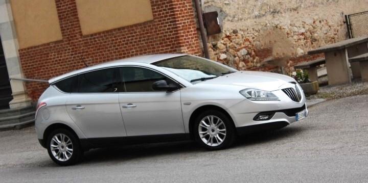Lancia Delta 1.6 MJT DPF ORO 120CV ESTETICA DA AUTO NUOVA EX PENSIONATO 12 MESI GARANZIA