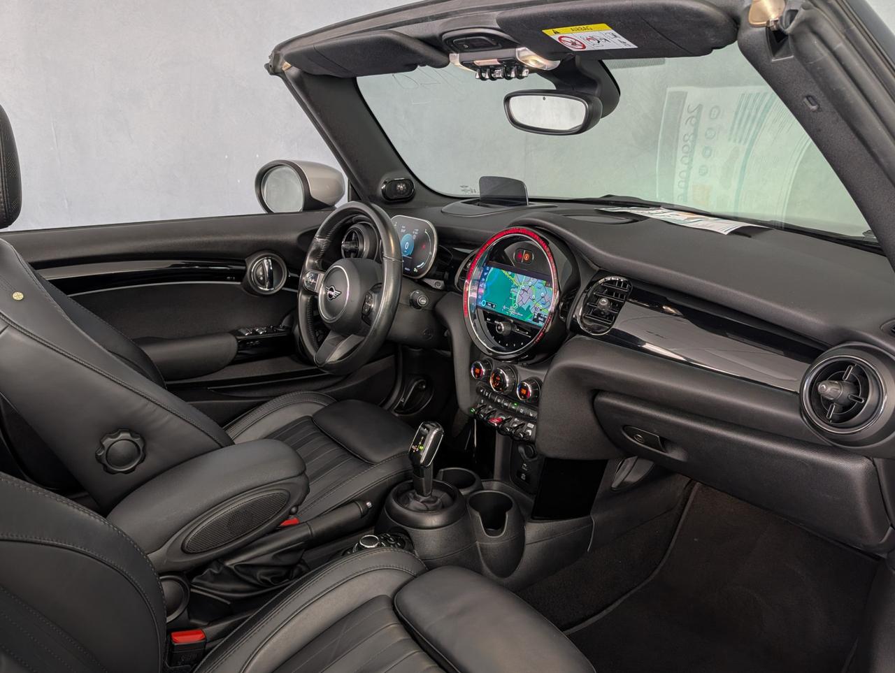 Mini Cooper Cabrio 1.5 Cooper Premium Plus