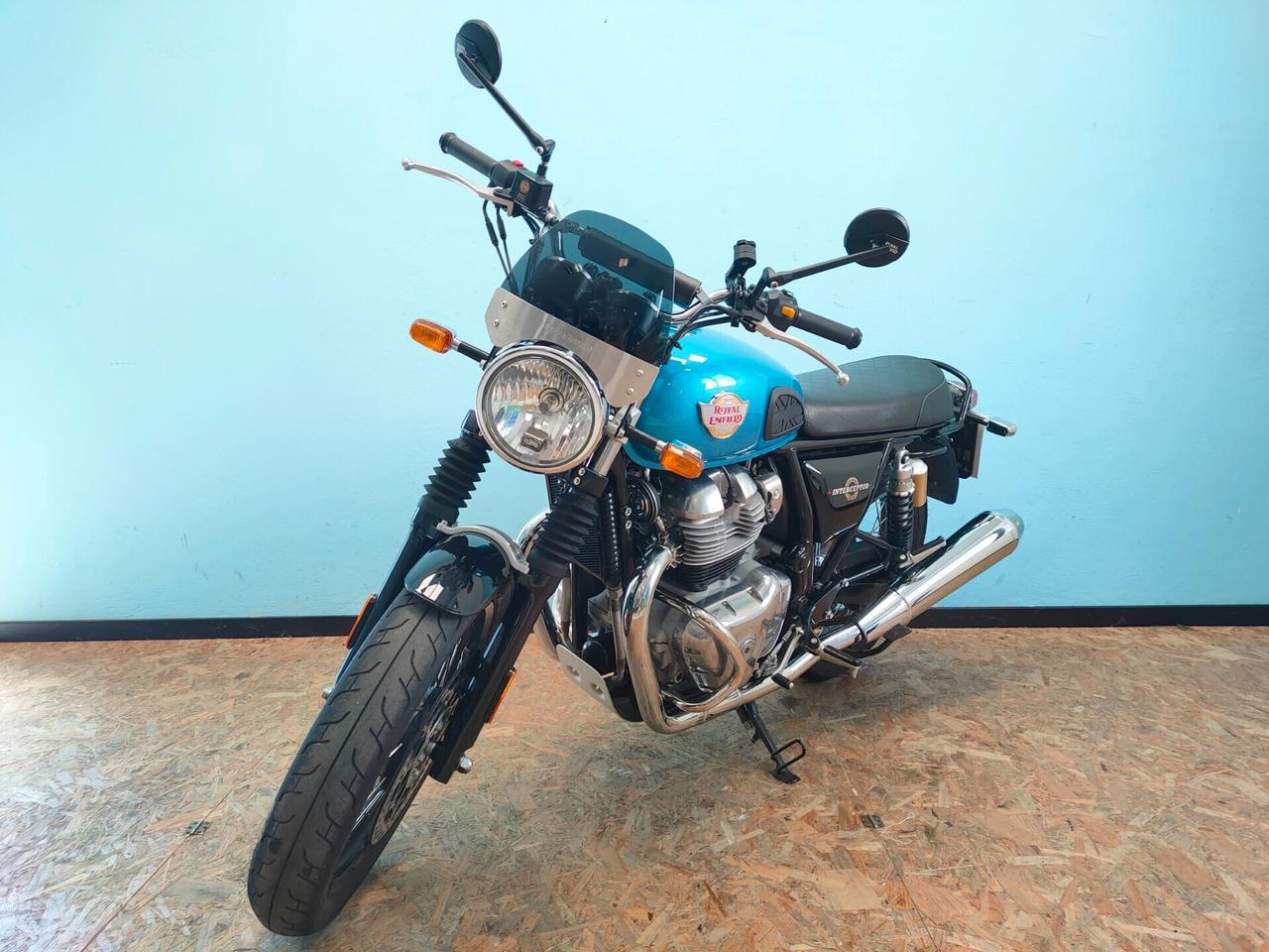 Royal Enfield Interceptor 650 con soli 6499 km.