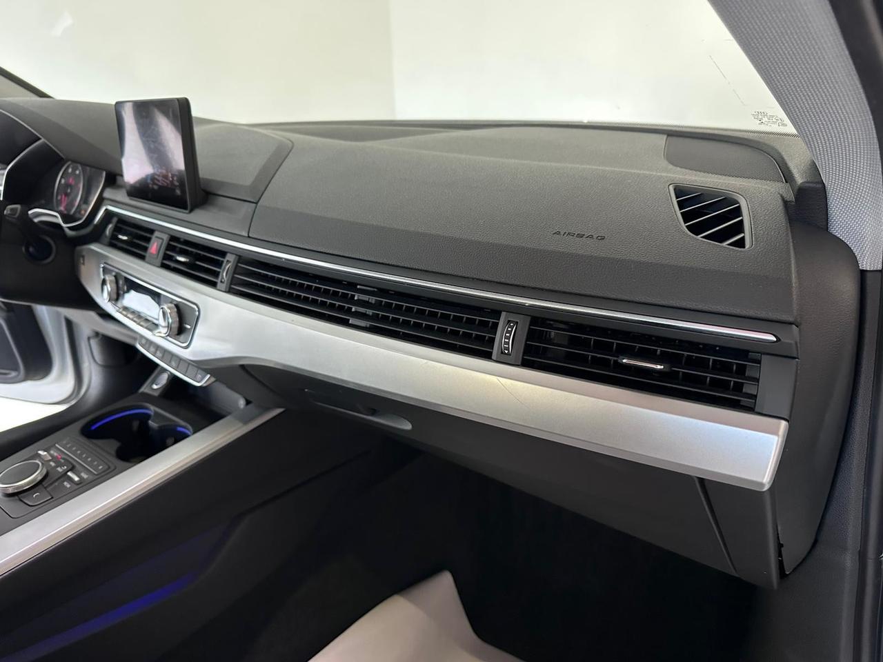 Audi A4 2.0 TDI 150 CV ultra S tronic Sport