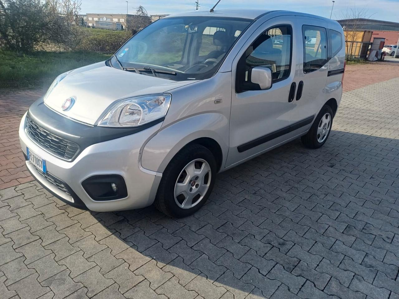 Fiat Qubo 1.3 MJT 80 CV Lounge