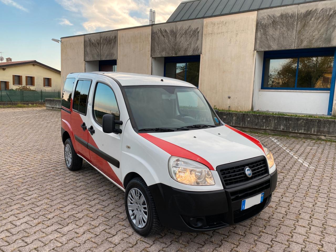 Fiat Doblò 1.3 Mjt Autocarro 5Posti CLIMA