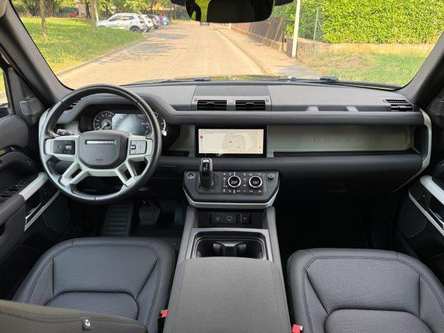 LAND ROVER Defender 110 3.0D I6 200 CV AWD Auto SE TOTAL BLACK IVA ESP