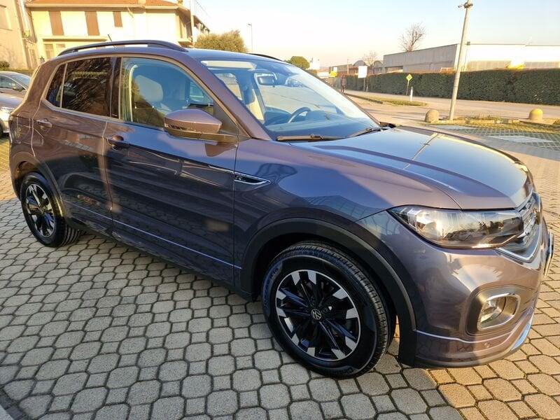 Volkswagen T-Cross 1.0 TSI 110 CV DSG Sport