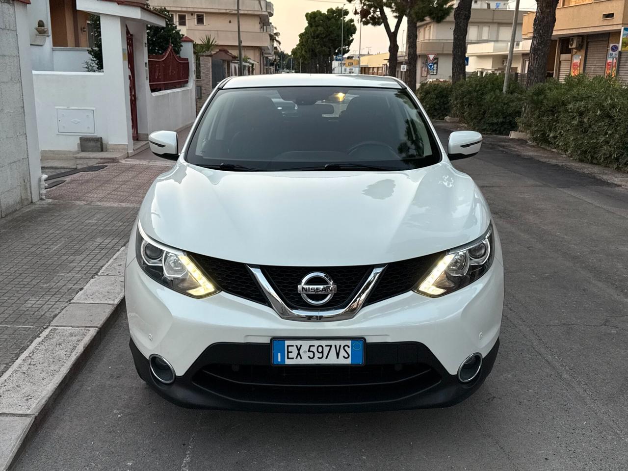 Nissan Qashqai 1.5 dCi Tekna *BIANCO PERLA - 2015