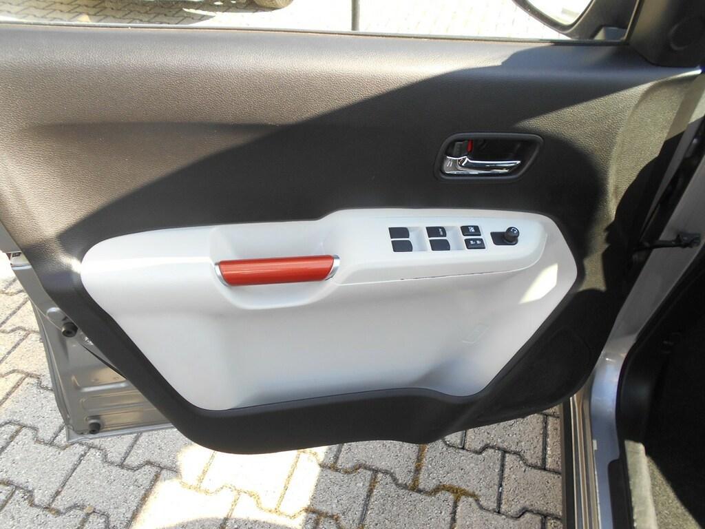 Suzuki Ignis 1.2 Hybrid iTop 2WD