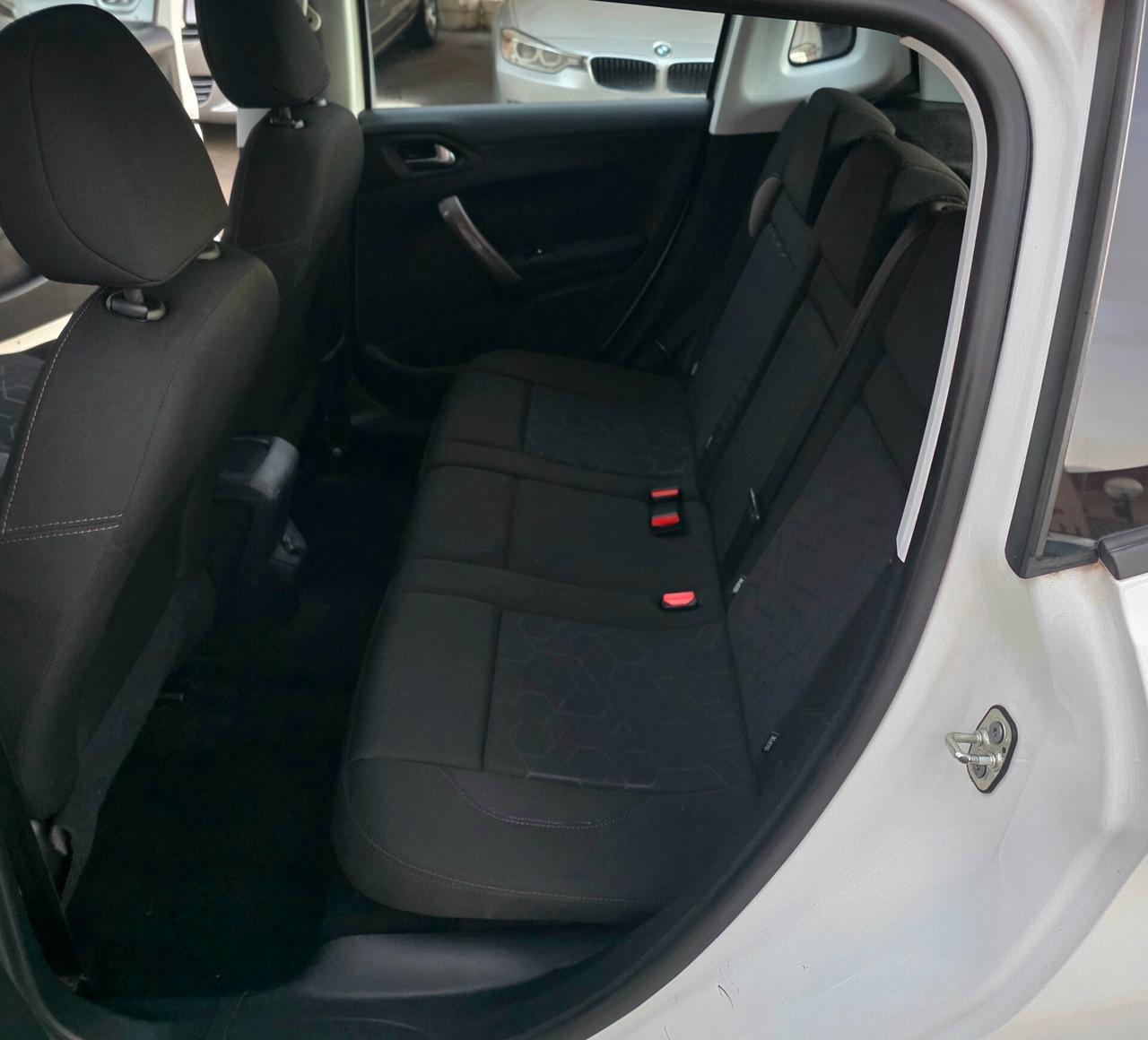 Peugeot 2008 1.4 HDi 68CV Active