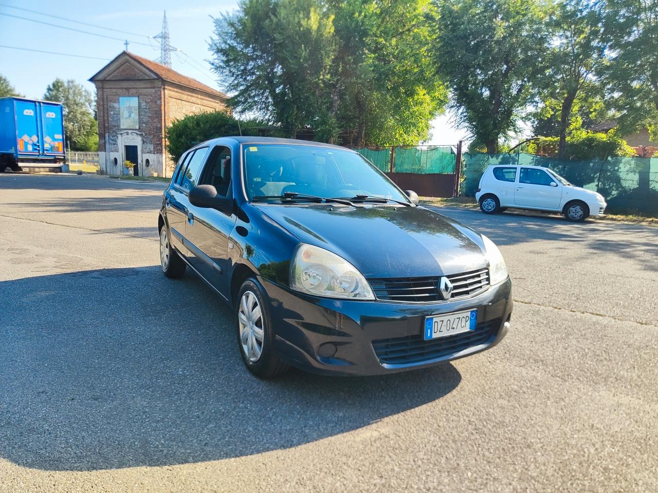Renault Clio Storia 1.2 5 porte GPL