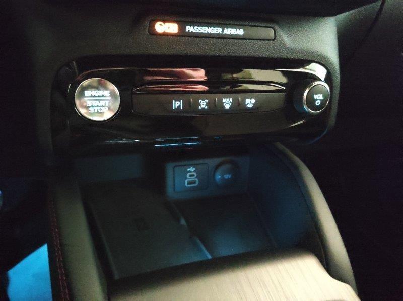 FORD Kuga 3ª serie - Kuga 2.5 Full Hybrid 183 CV CVT AWD ST-Line