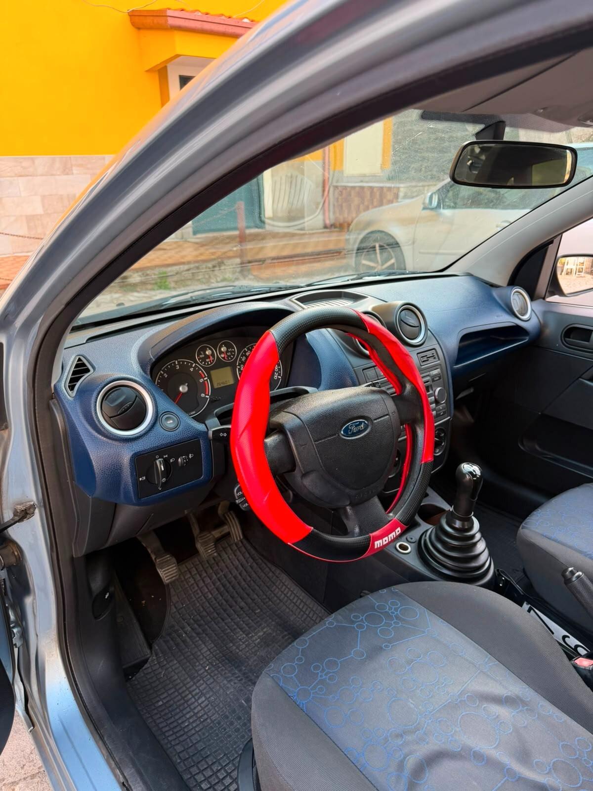 Ford Fiesta 1.4 TDCi 5p. Titanium