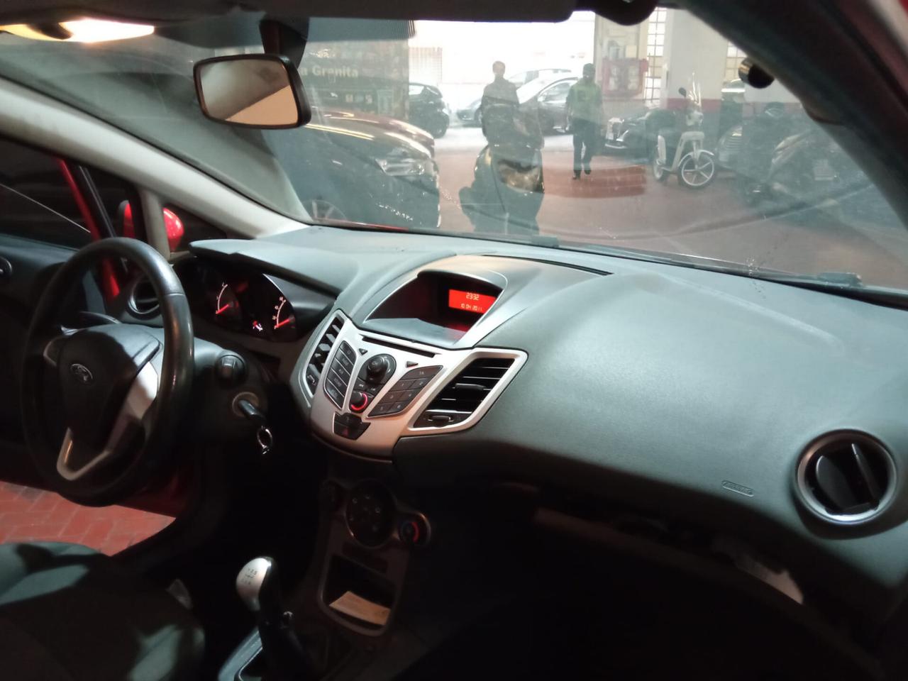 Ford Fiesta 1.4 Titanium Euro 5 Benzina/GPL