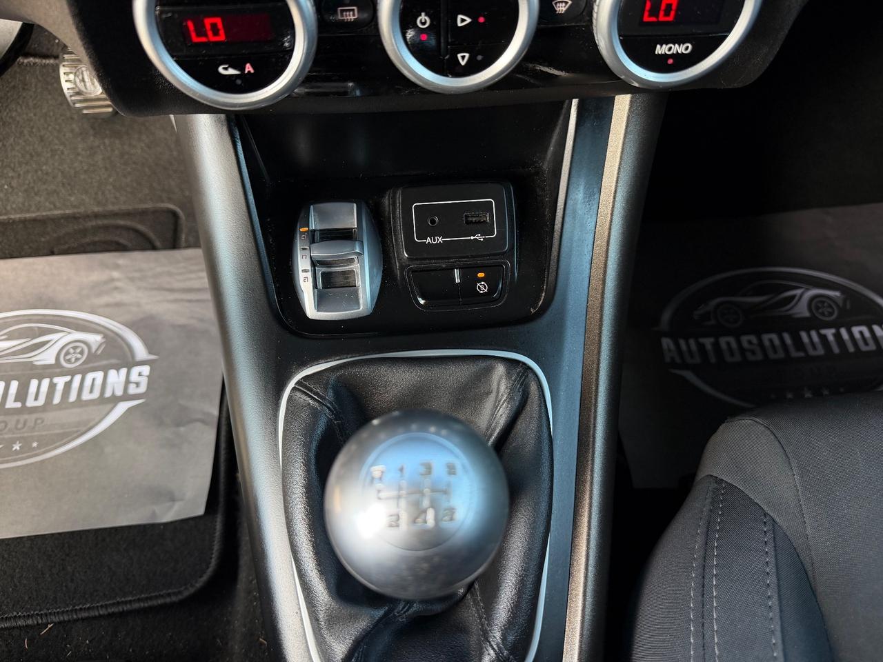 Alfa Romeo Giulietta 1.4 Turbo okenopatentati Total Black