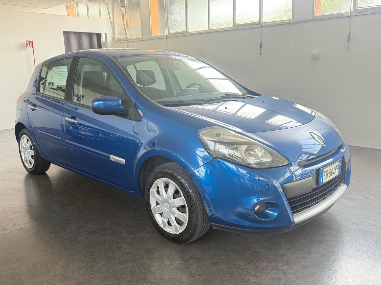 Renault Clio 1.2 16V 5 porte GPL Dynamique ok neopatentati