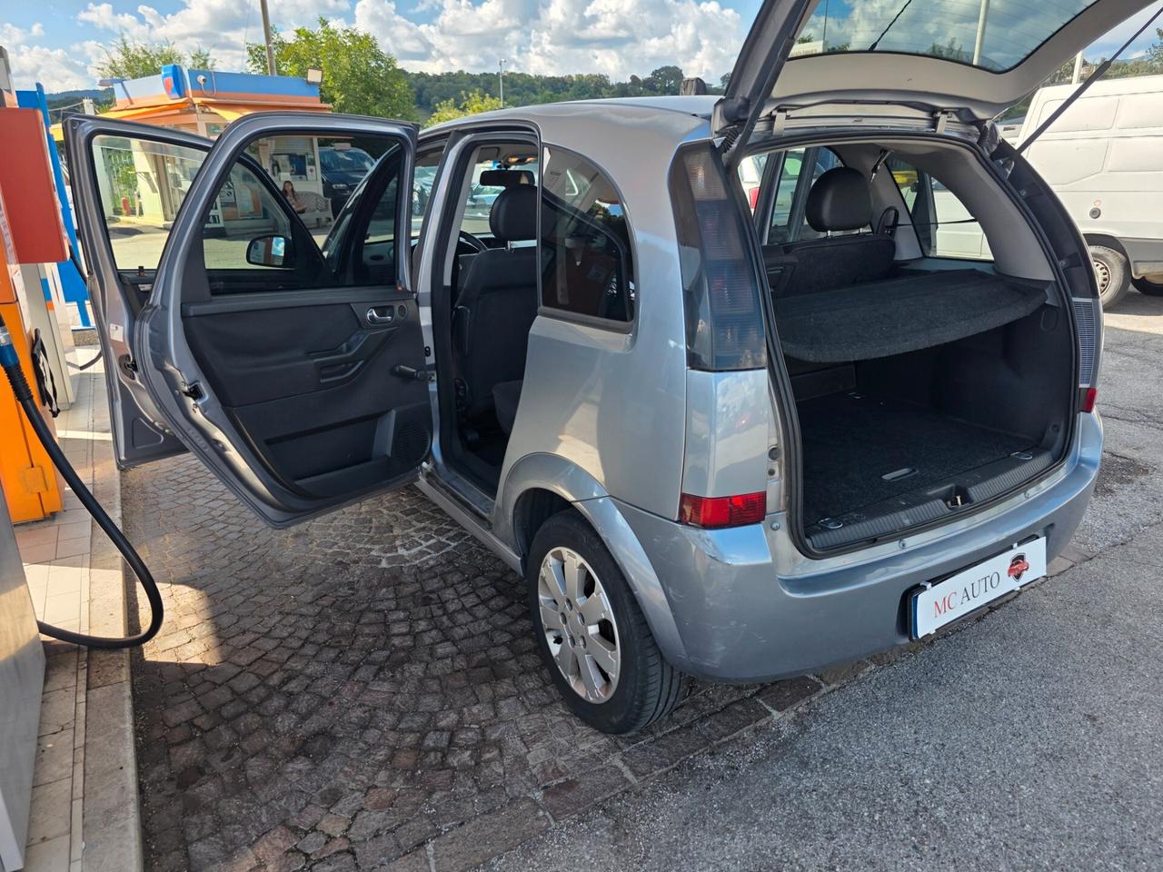 Opel Meriva 1.7 CDTI 101CV Cosmo con 252.000km Neopatentati ok