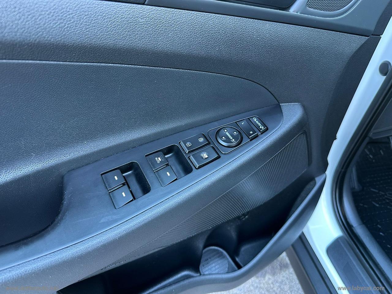 HYUNDAI Tucson 1.7 CRDi Sound Edition