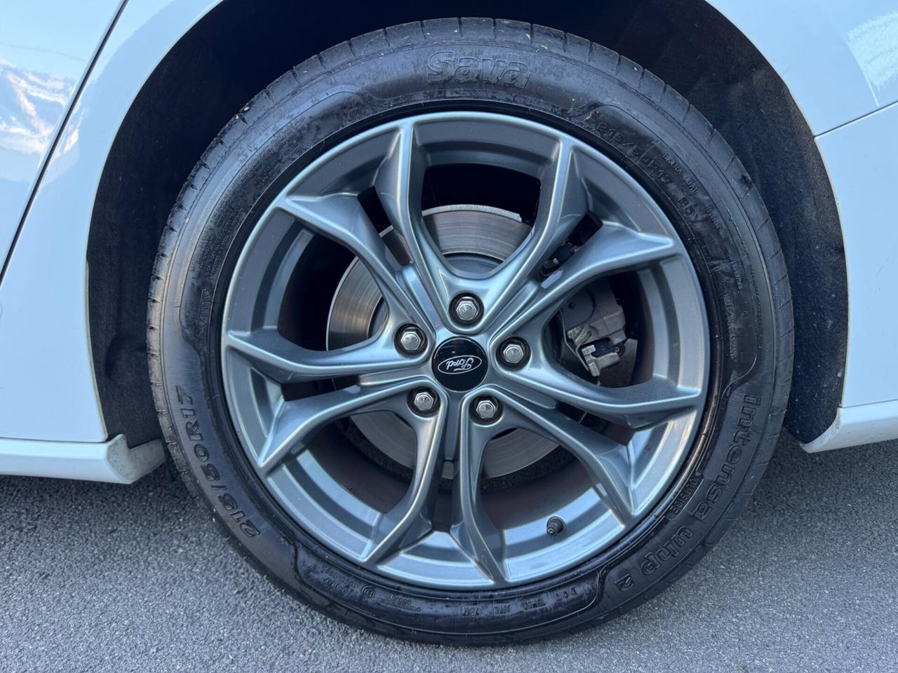 Focus 1.5 EcoBlue 120 CV automatico SW ST-Line Co-Pilot TETTO APRIBILE