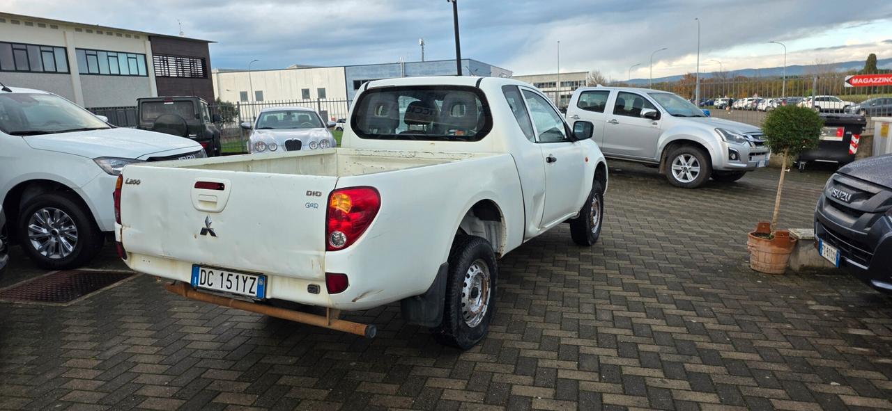 Mitsubishi L200 2.5 DI-D/136CV Club Cab Intense