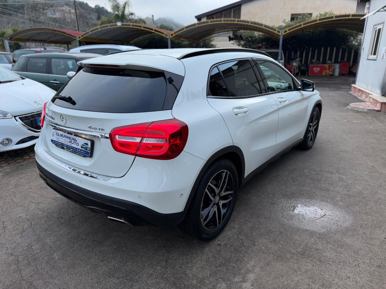 Mercedes-benz GLA 220d 4Matic Motore Nuovo Km Certificati