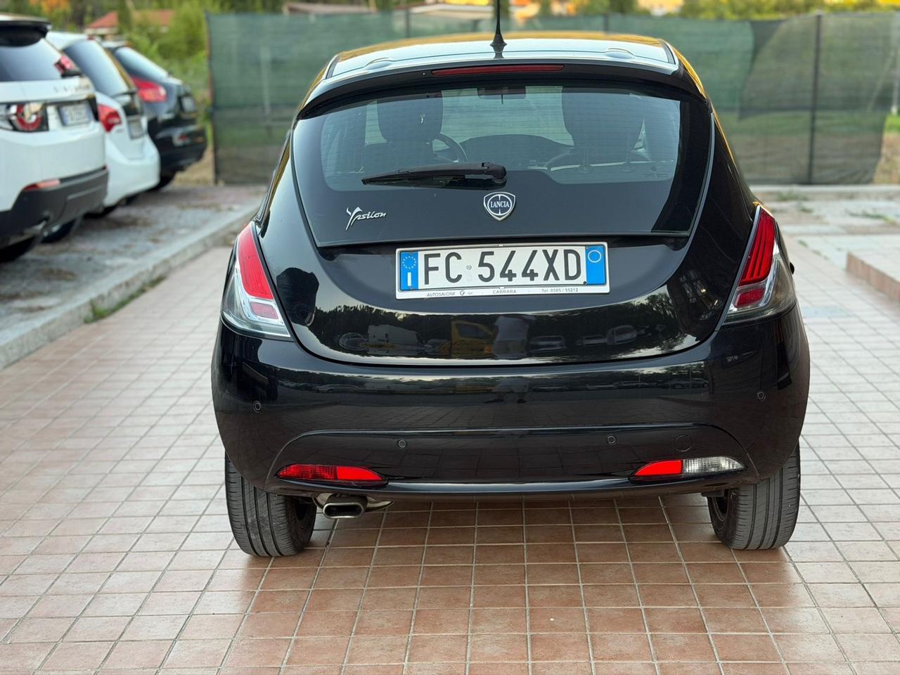 Lancia Ypsilon 1.3 MJT 16V 95 CV 5 porte S&S Silver