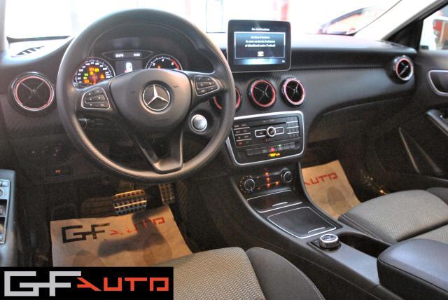 Mercedes-Benz GLA 200 GLA 200 d Executive auto * SOLO 38.000 KM *